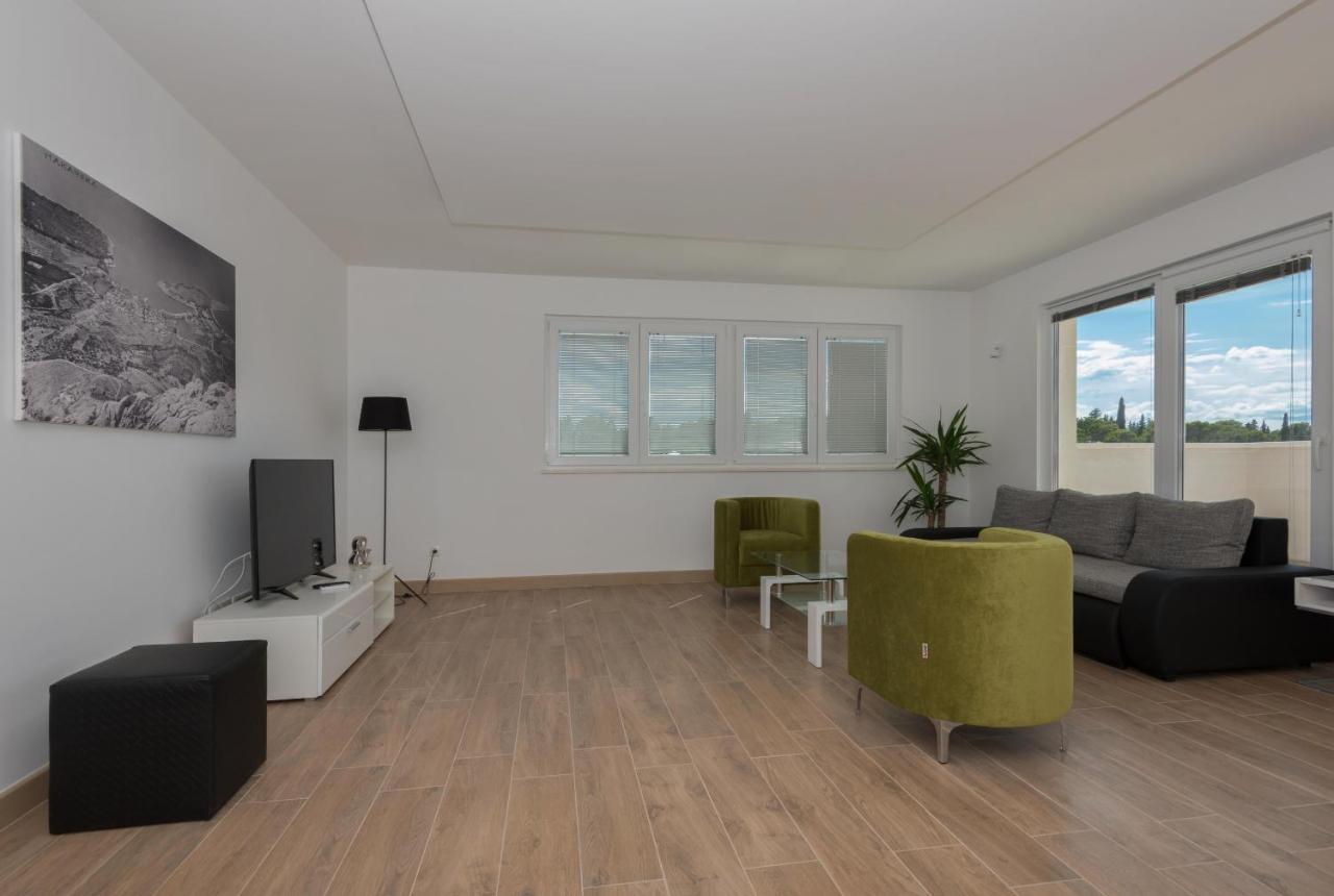 Apartments Villa Hadria Μακάρσκα Εξωτερικό φωτογραφία