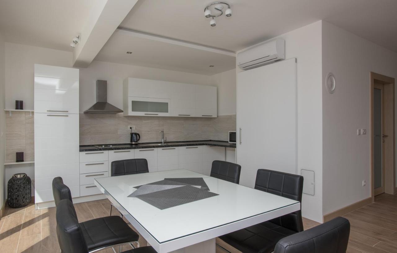 Apartments Villa Hadria Μακάρσκα Εξωτερικό φωτογραφία